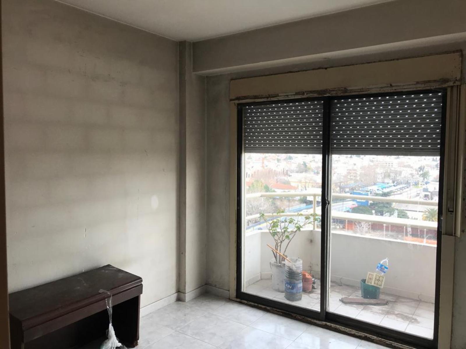Av Hipolito Yrigoyen 728 · Quilmes — foto 16