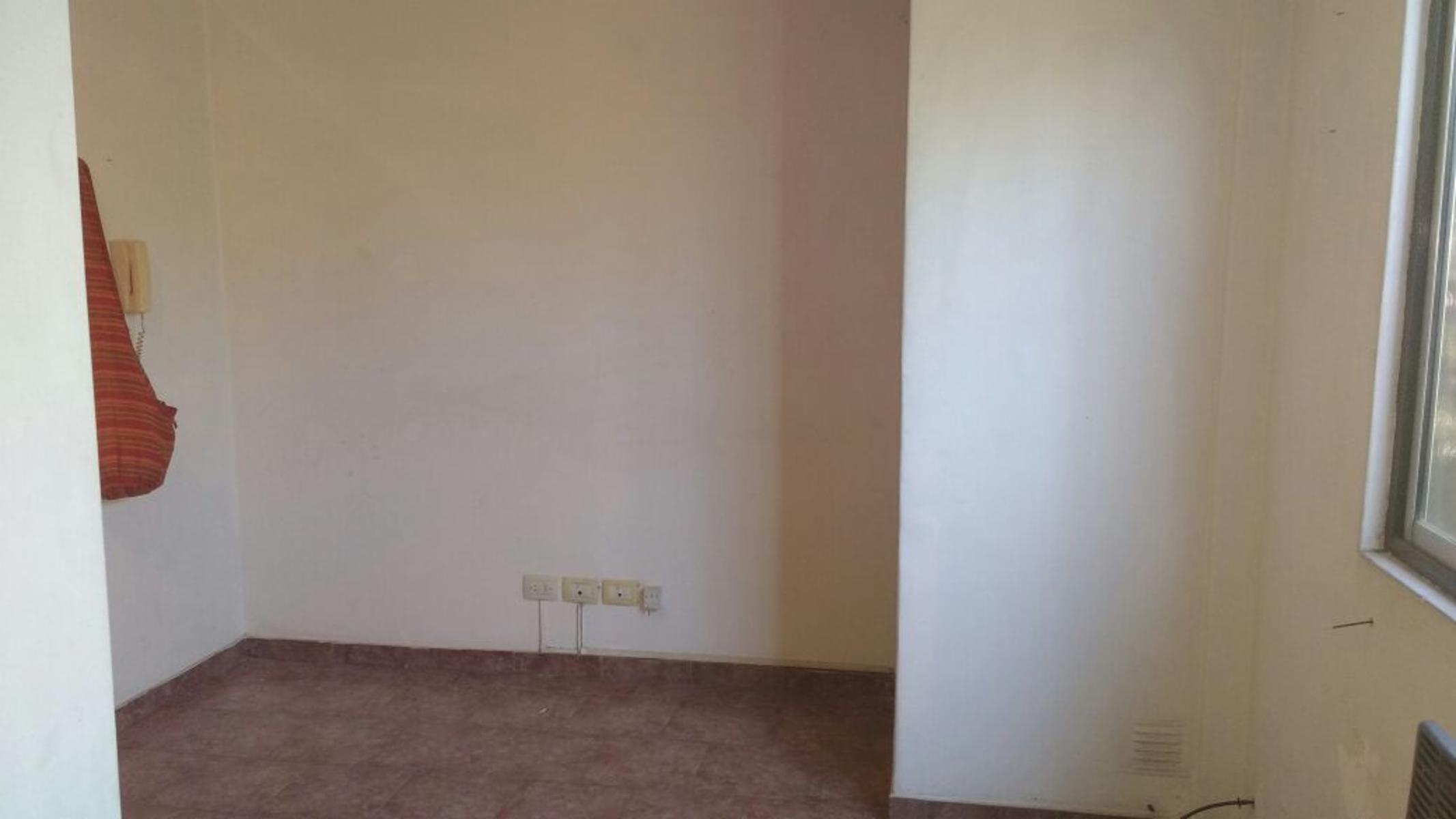 SE VENDE URGENTE DEPARTAMENTO EN MORON EXCELENTE UBICACION #APTOCREDITO