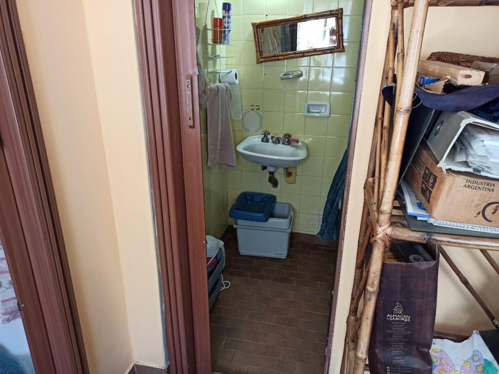 7 n 988 · La Costa — foto 14
