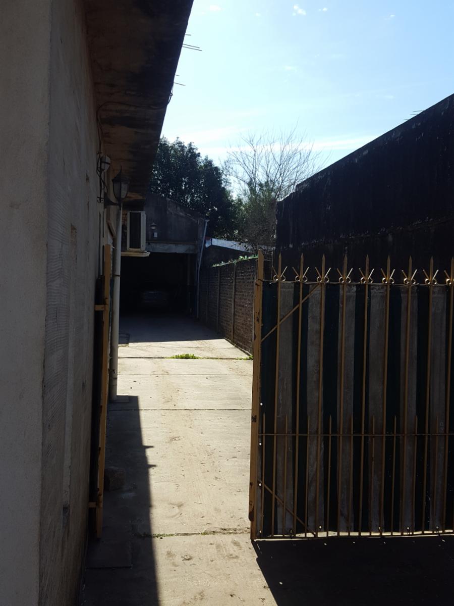 Bolivar 2800 · Almirante Brown — foto 3