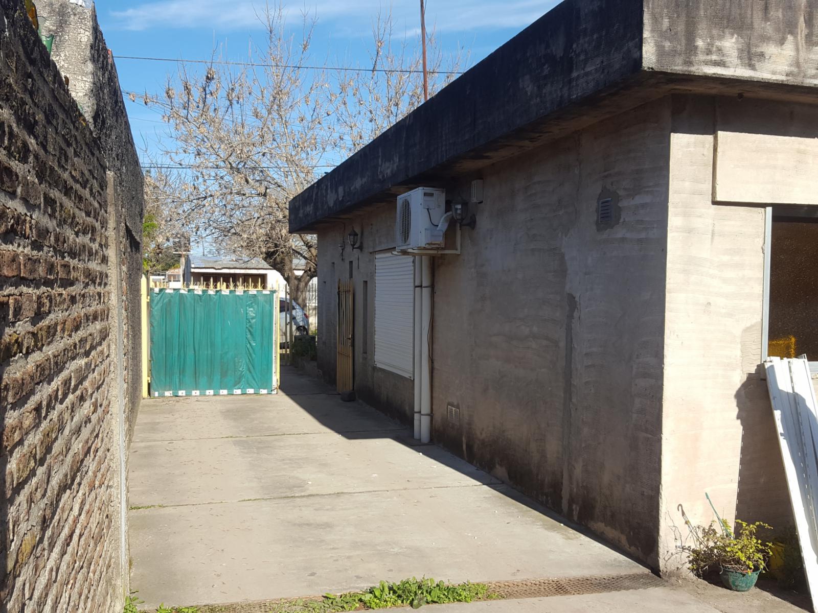 Bolivar 2800 · Almirante Brown — foto 24