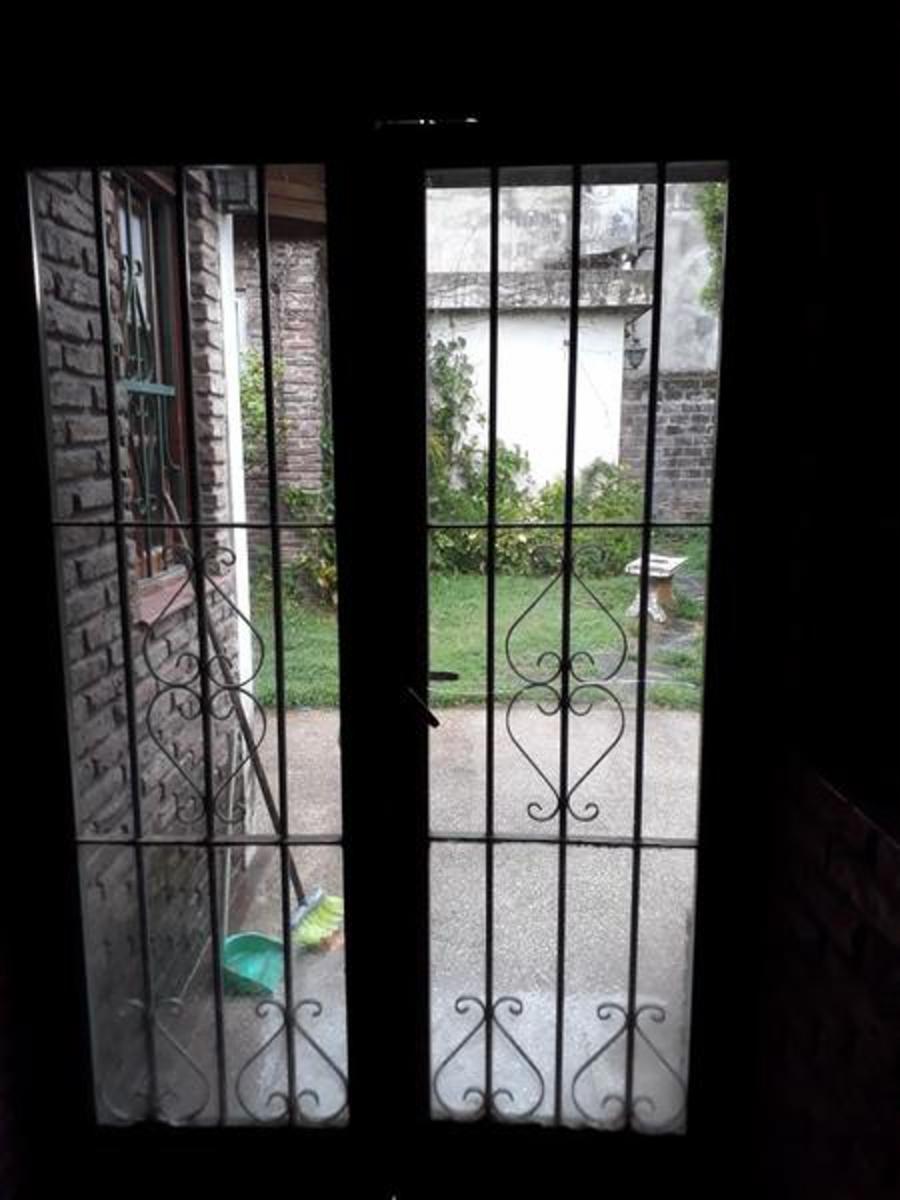 LARREA 800 · La Matanza — foto 3