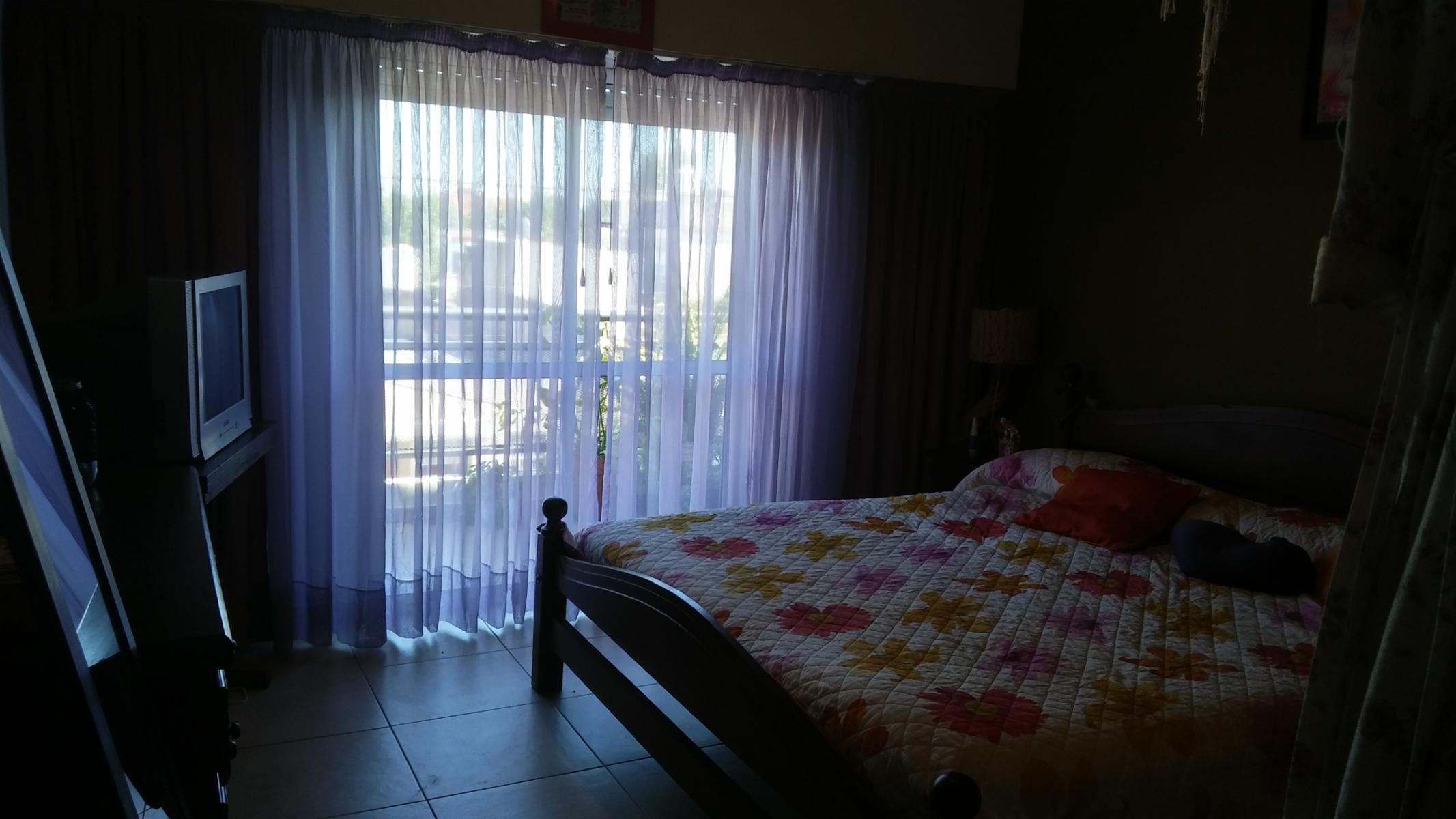 VELEZ SARSFIELD 1250 · Morón — foto 5
