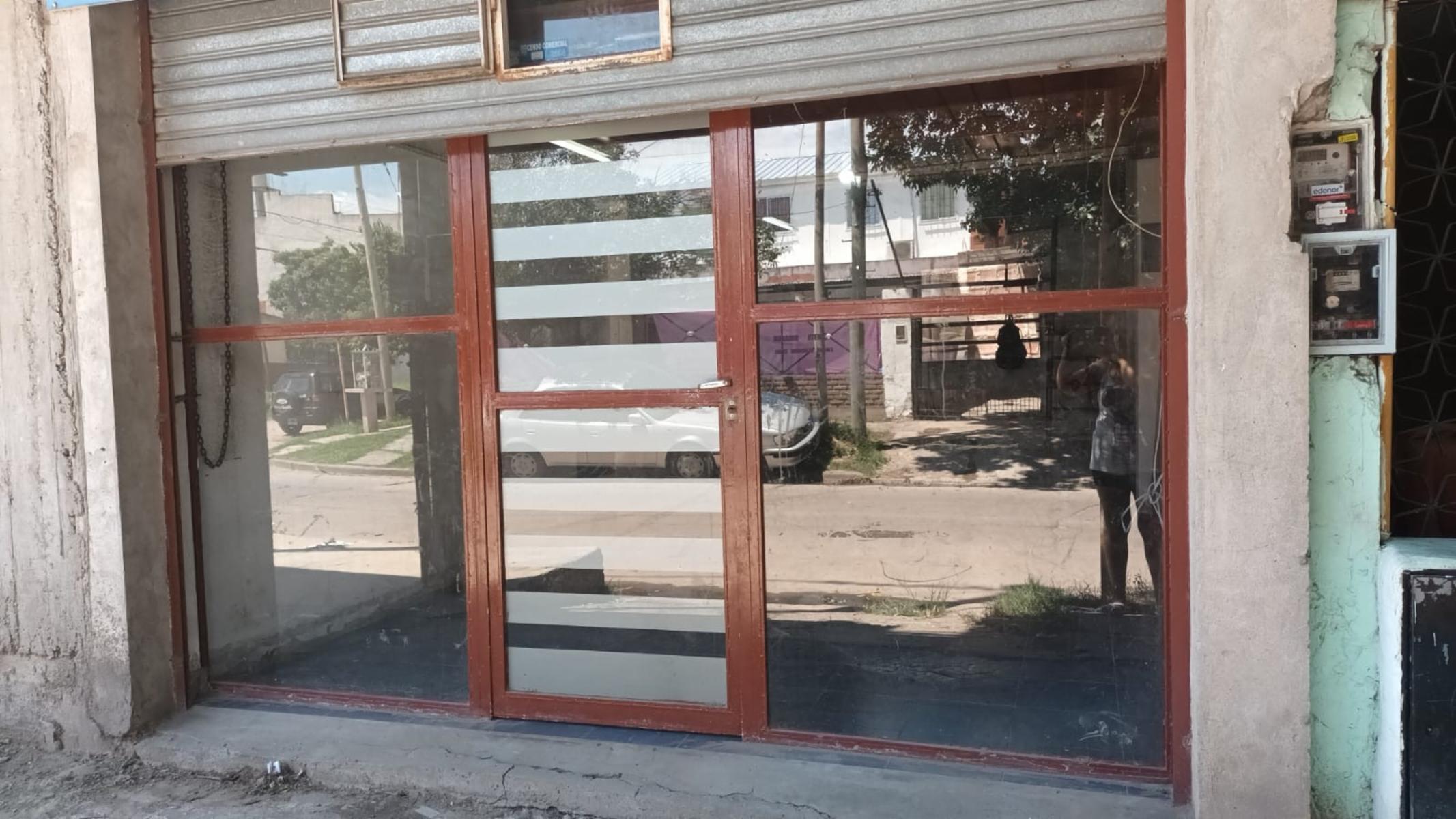 HIPOLITO VIEYES 4166 · La Matanza — foto 8