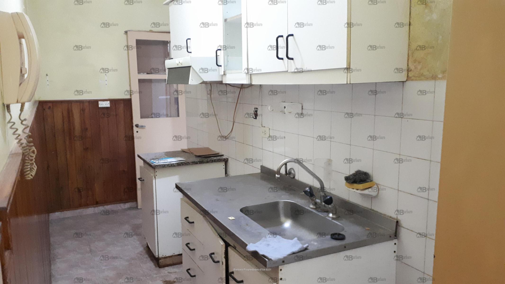 Maestro Dasso  2500 · San Martín — foto 3
