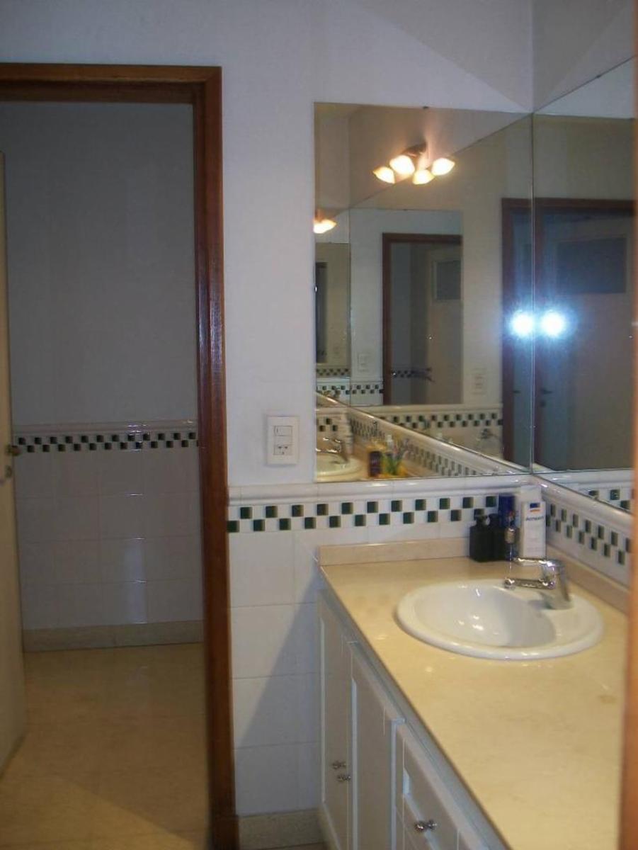 CAPERUCITA 1100 · Parque Chacabuco — foto 10