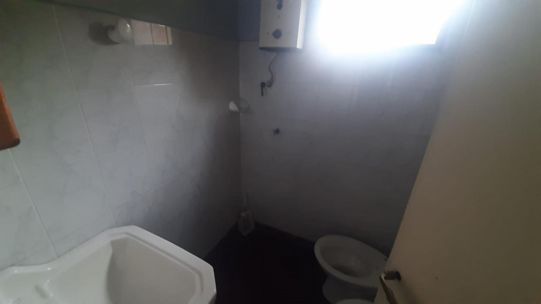 Aristobulo del Valle 4698 · Almirante Brown — foto 12