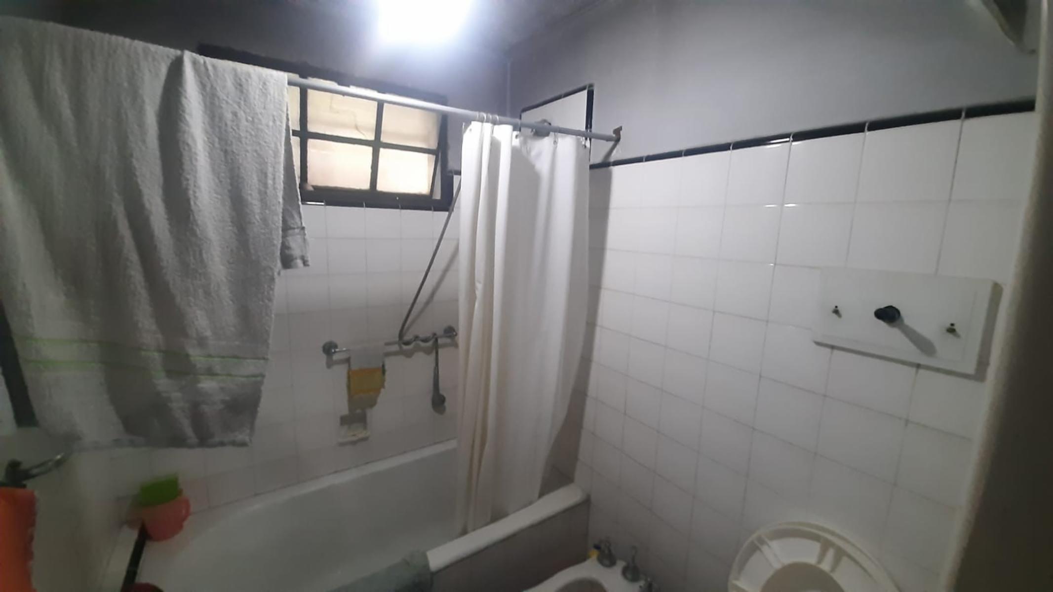 Aristobulo del Valle 4698 · Almirante Brown — foto 10