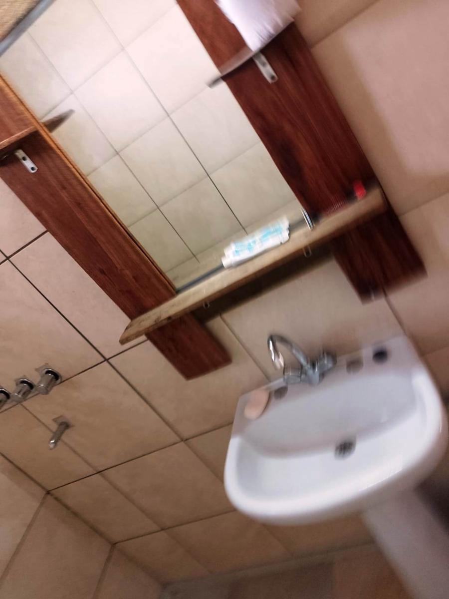 Teniente Origone 635 · San Vicente — foto 10