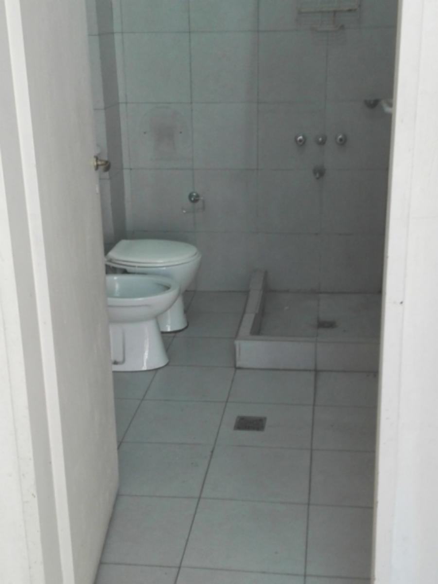 Ramon Falcon 140 · Lomas De Zamora — foto 9