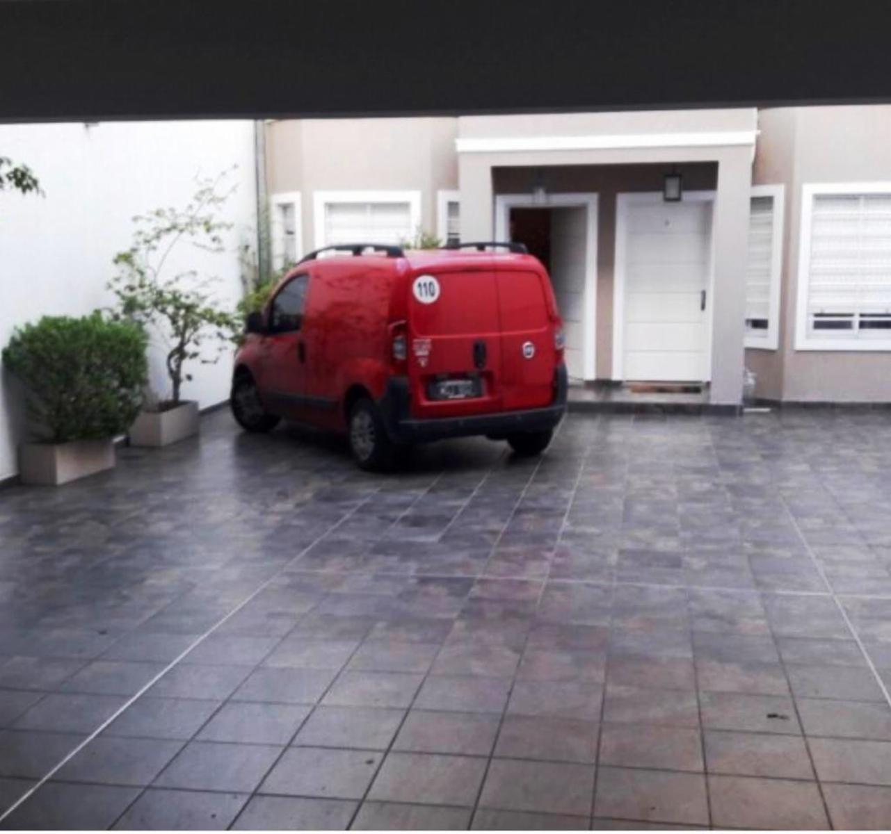 MAESTRA MERCEDES LASCANO 150 · La Matanza — foto 17