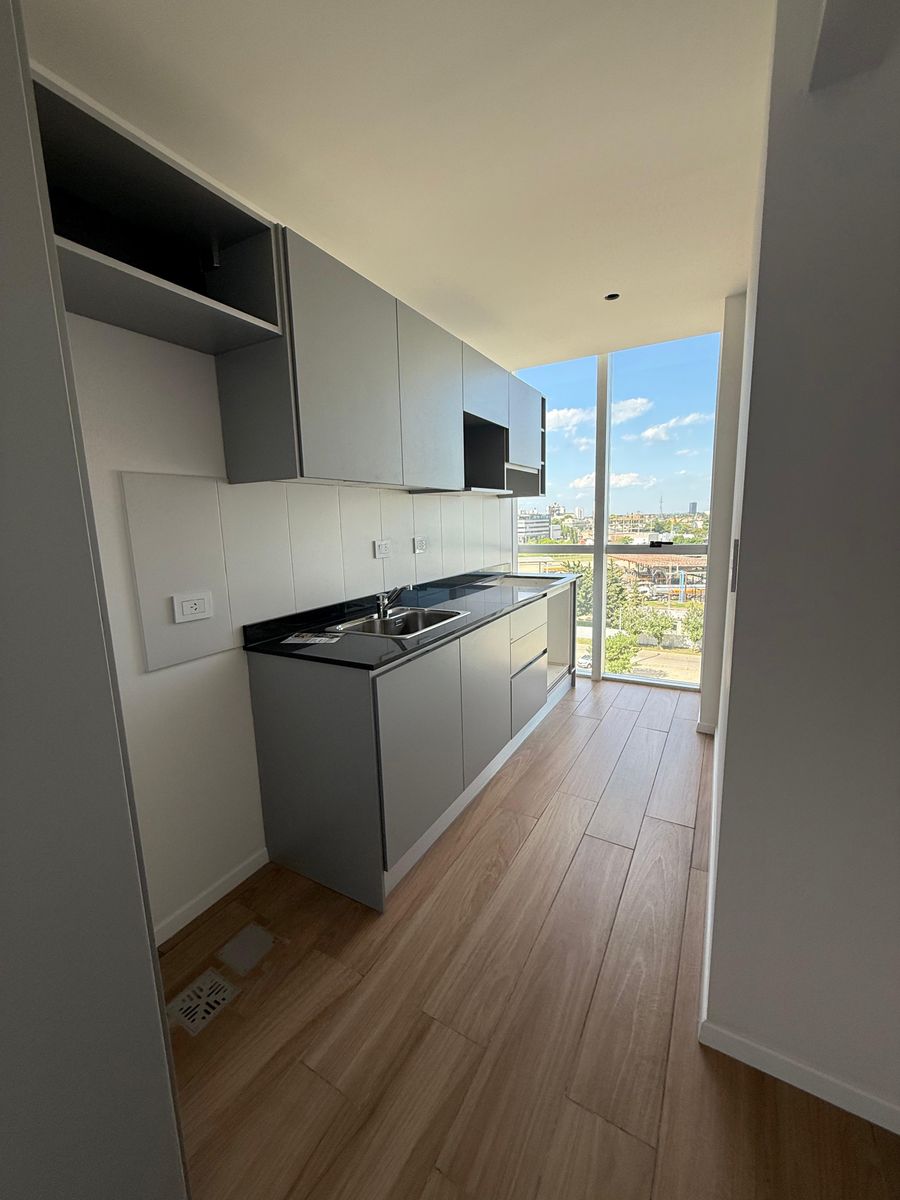 En Venta Departamento a Estrenar de 2 Habitaciones en El Puerto - Garden Inn