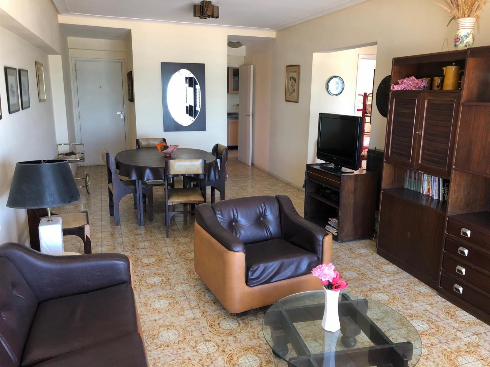 Avenida 12 · General Alvarado — foto 5