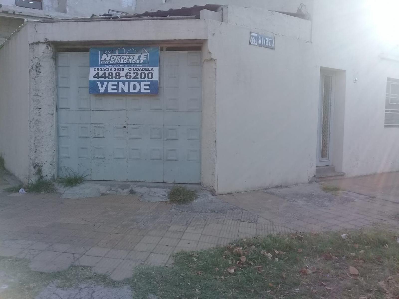 San Agustin y CroACIA · Tres De Febrero — foto 5