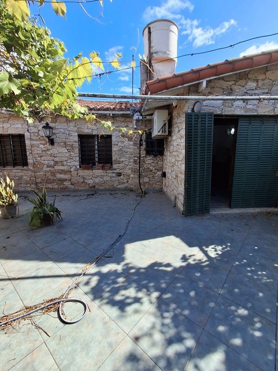 DERQUI 2200 · Lomas De Zamora — foto 12
