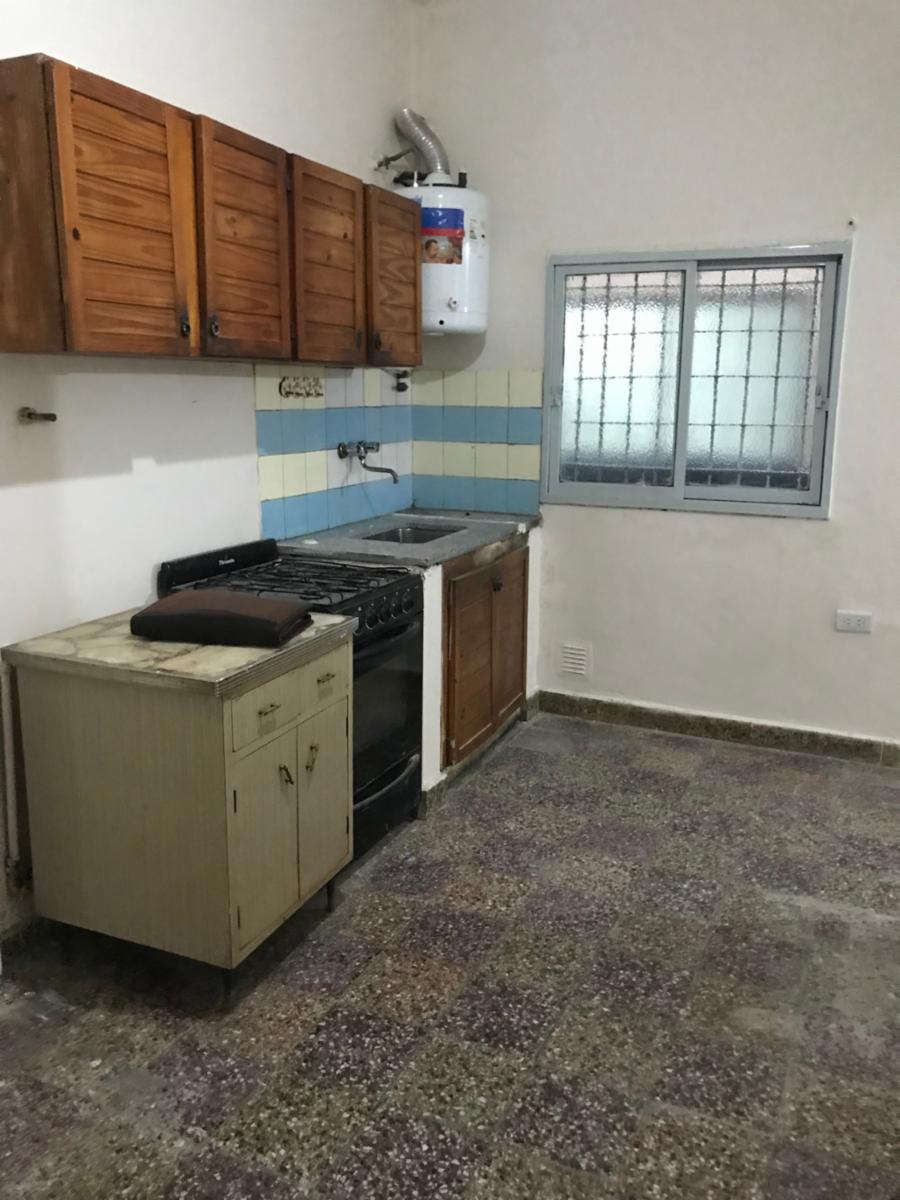 CAAGUAZU 825 · La Matanza — foto 8