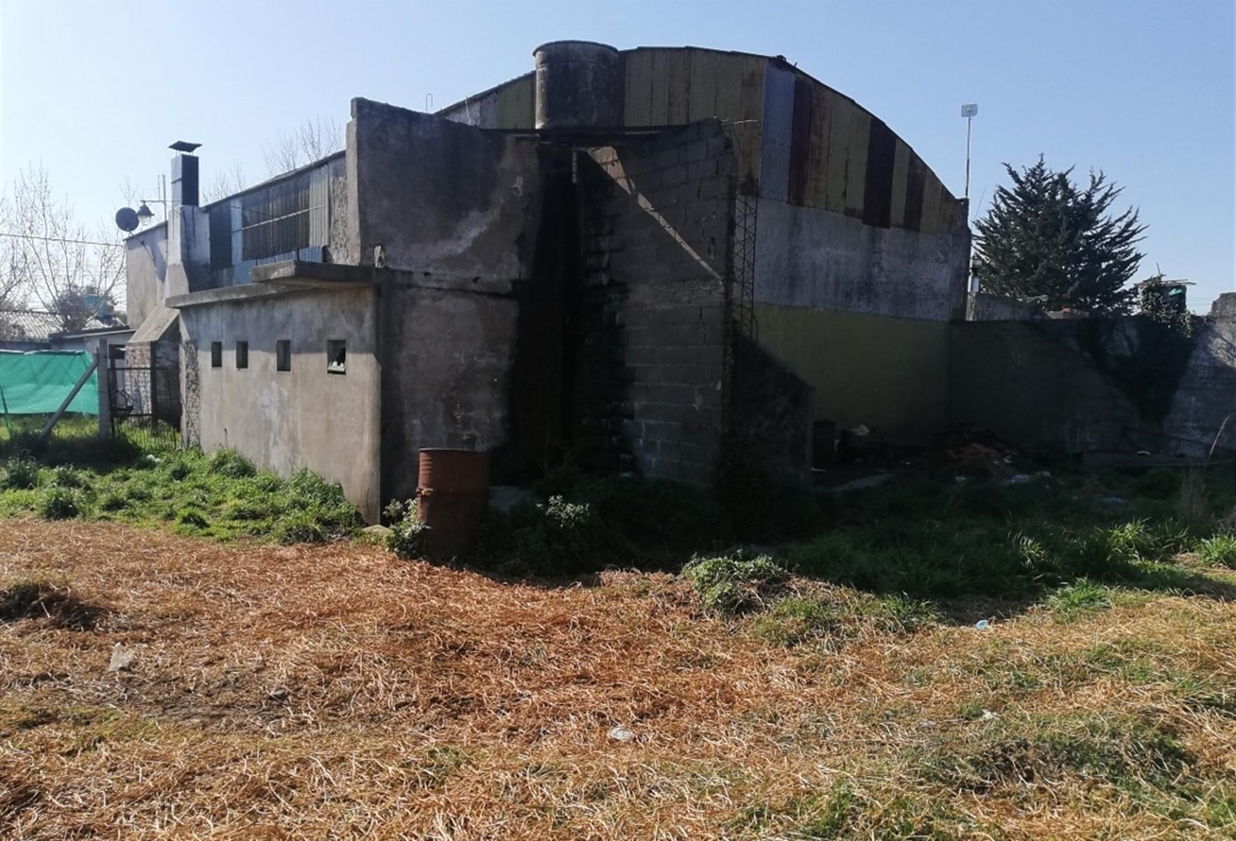 VENDO GALPON C/DEPTO (556 NRO 764) QUEQUEN · Necochea — foto 30