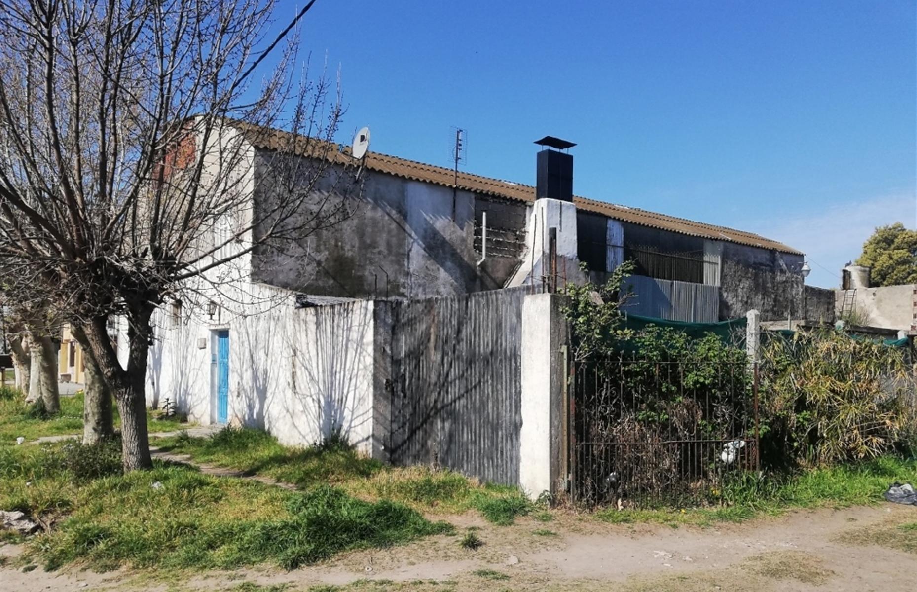 VENDO GALPON C/DEPTO (556 NRO 764) QUEQUEN · Necochea — foto 32