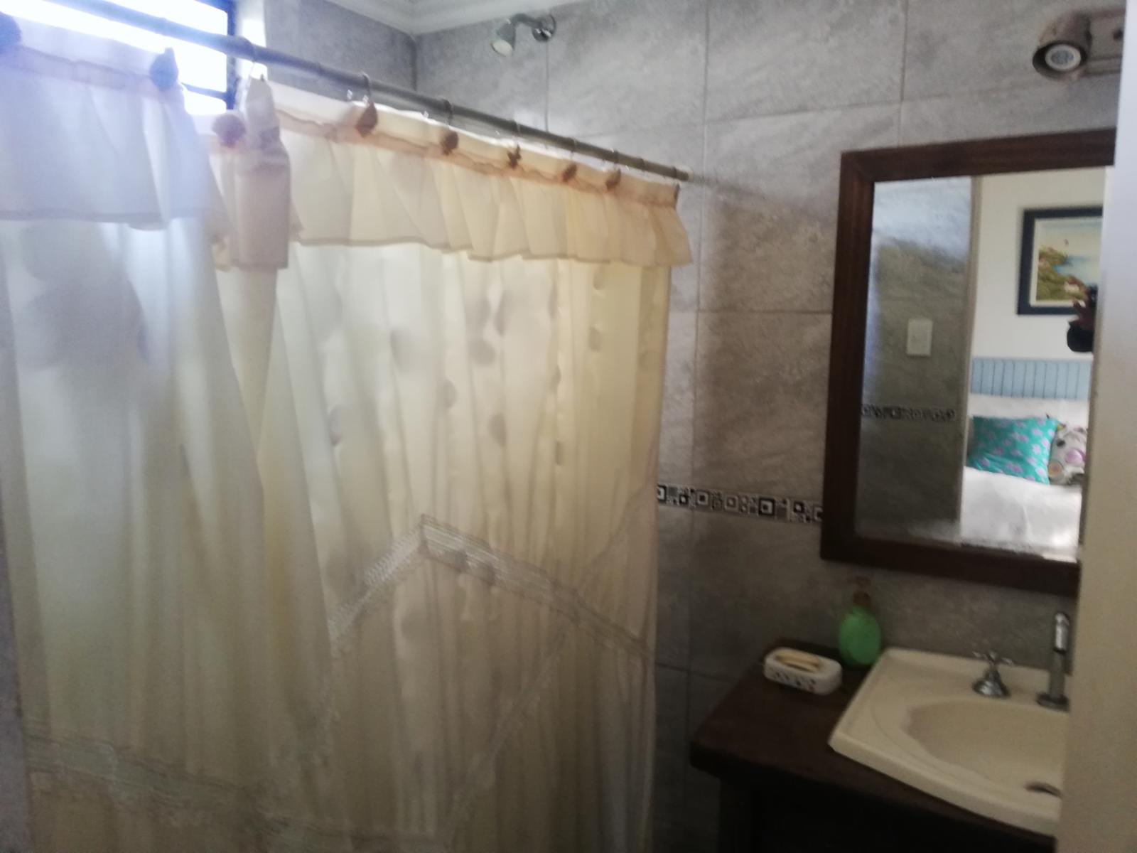 VENDO GALPON C/DEPTO (556 NRO 764) QUEQUEN · Necochea — foto 6