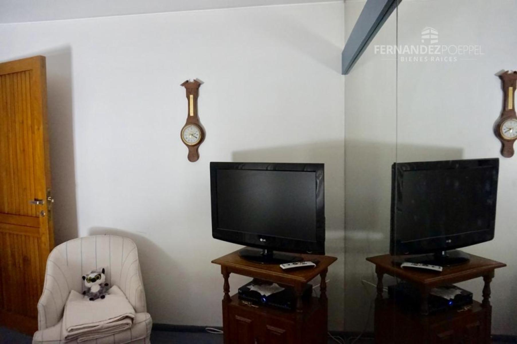 J Rodriguez · Capital — foto 23