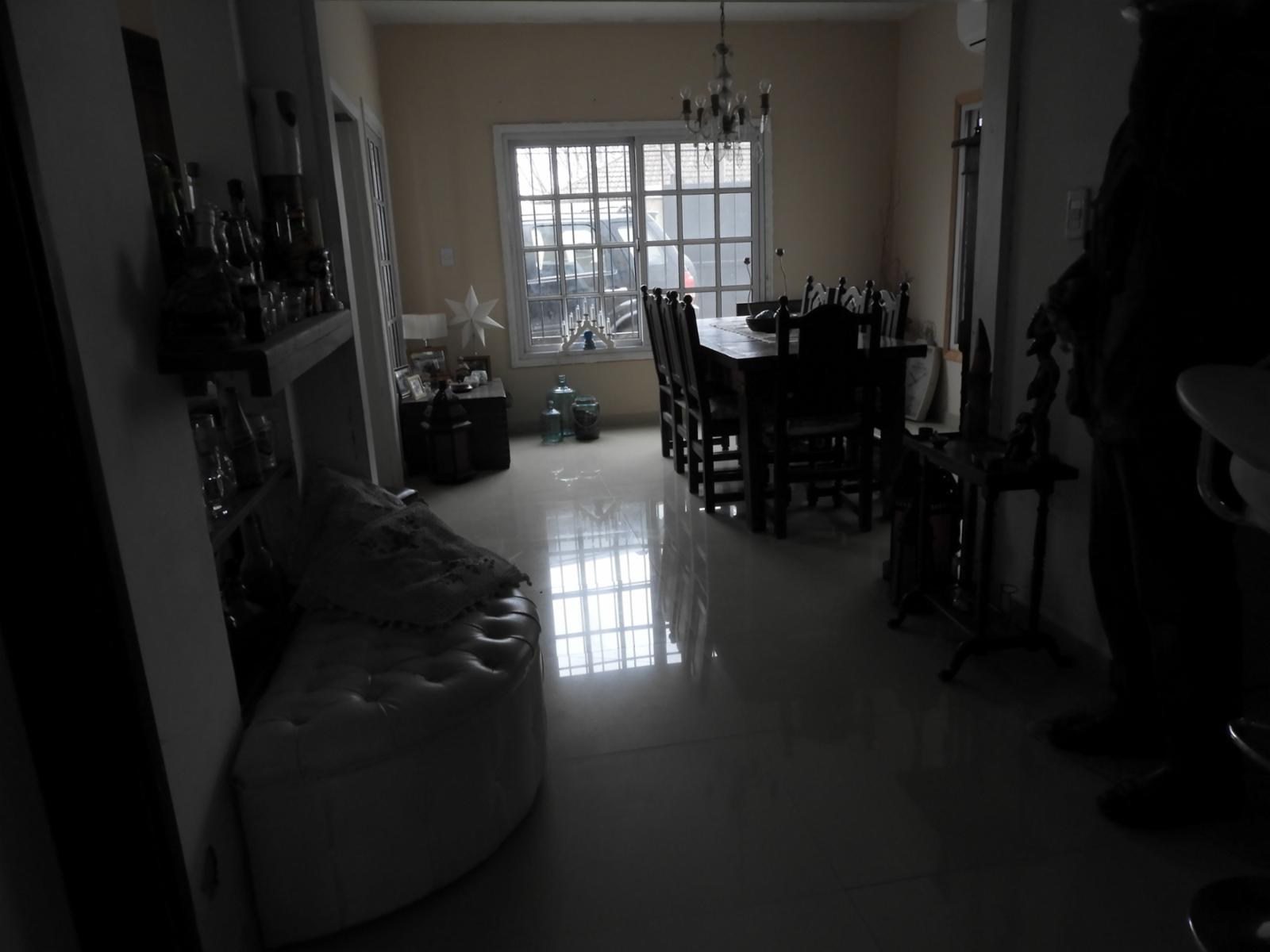Pablo Lamberti 850 · Escobar — foto 3