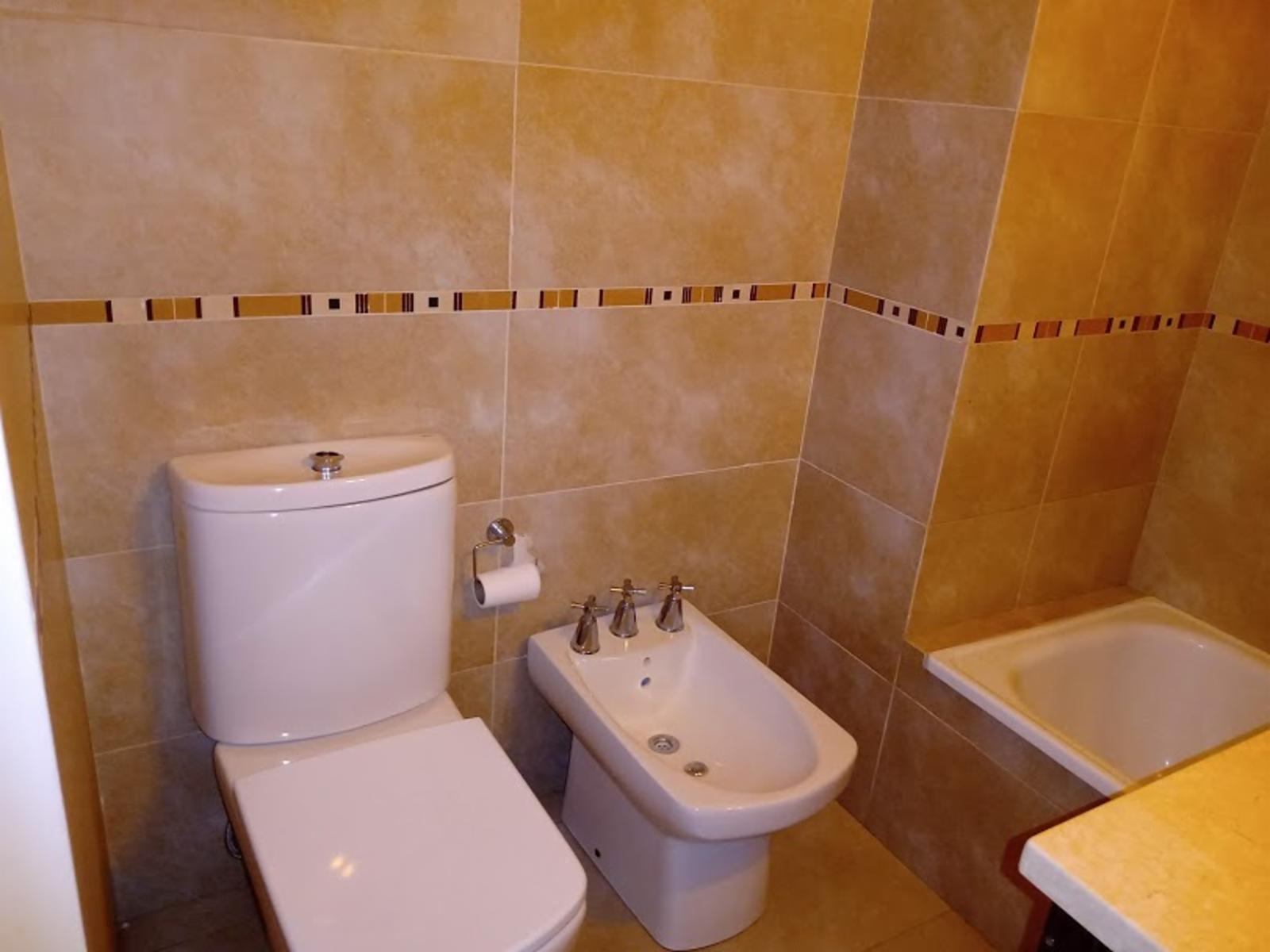 MELIAN 8045 · Tres De Febrero — foto 3