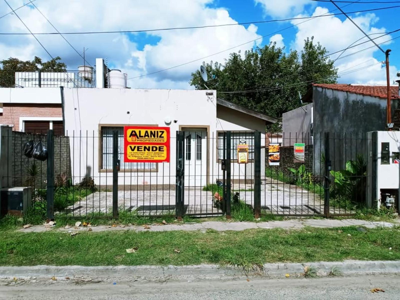 OPORTUNIDADVENDO 2  CASAS EN UN MISMO LOTE MERLO NORTE