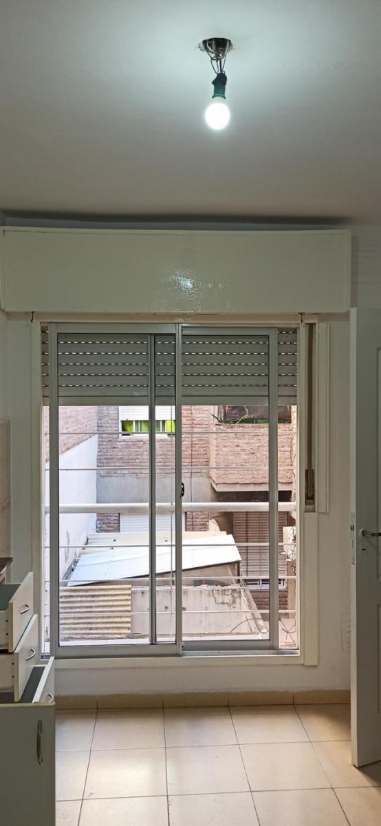 VENTA - U$S28.000 - LA PAZ 26 BIS - MONOAMBIENTE INTERNO -