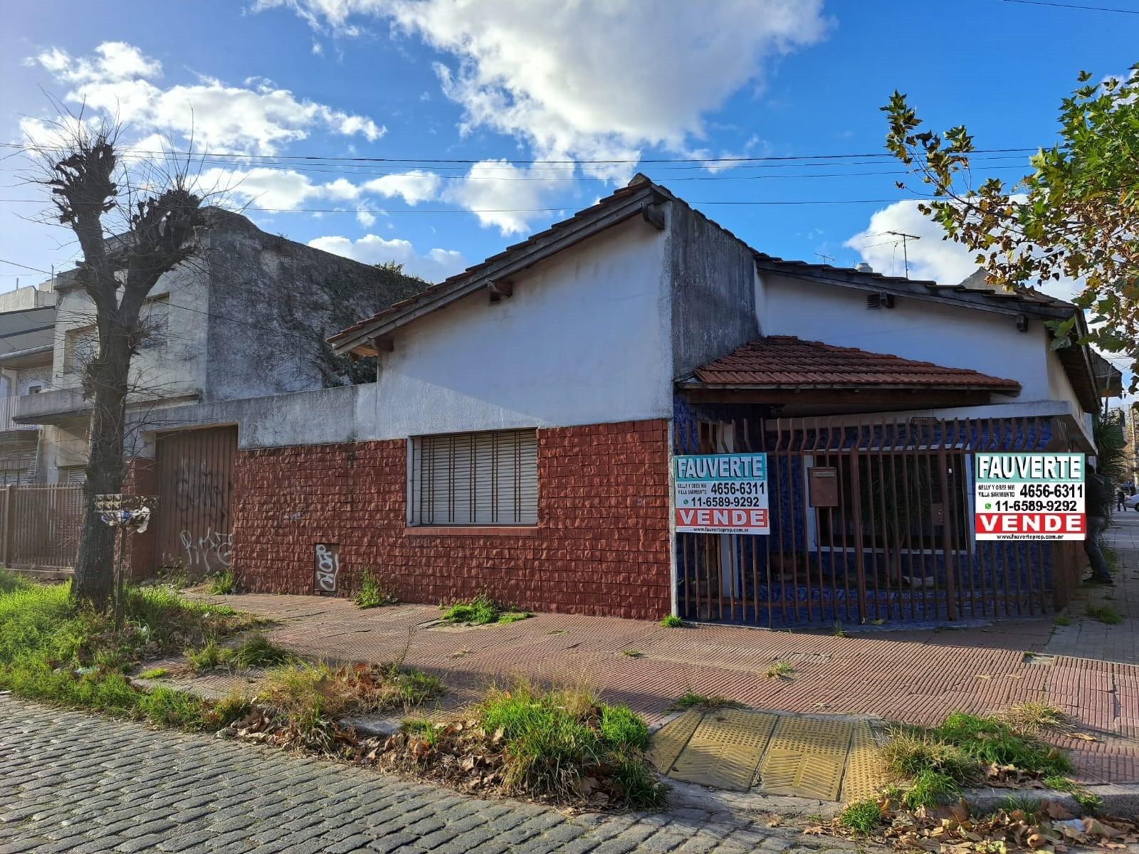 CASA TODO EN PLANTA BAJA, 4 AMBIENTES EN RAMOS MEJIA SUR CENTRO. SUSANAQUINELLI NEGOCIOS INMOBILIARIOS