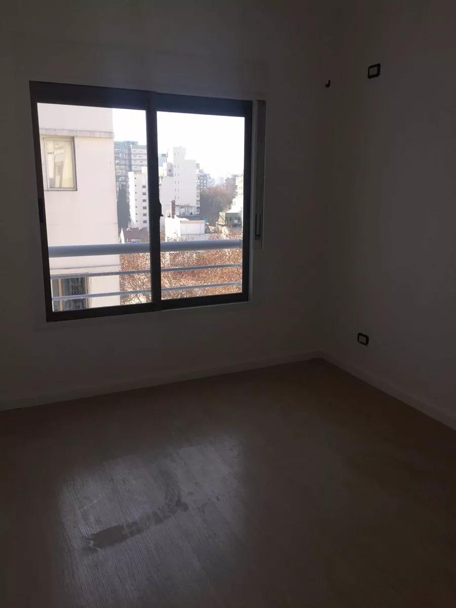 HERMOSO 4 AMBIENTES EN CABALLITO