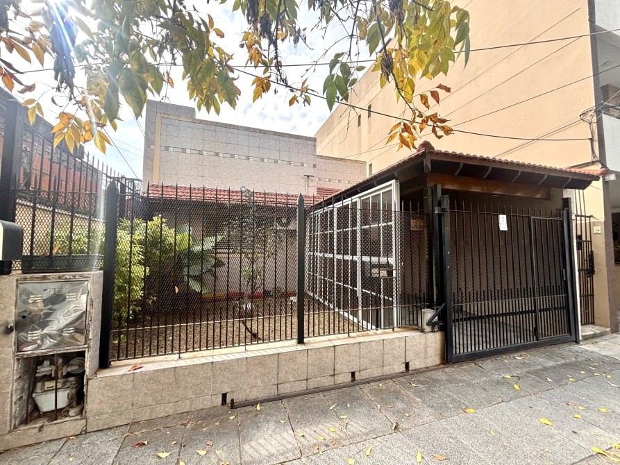 Paso 441 · Lomas De Zamora — foto 3