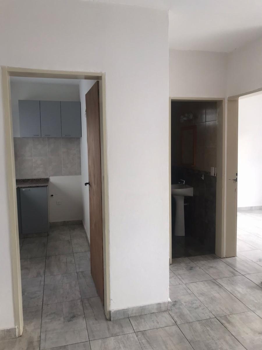 LUZURIAGA 1790 · Hurlingham — foto 8