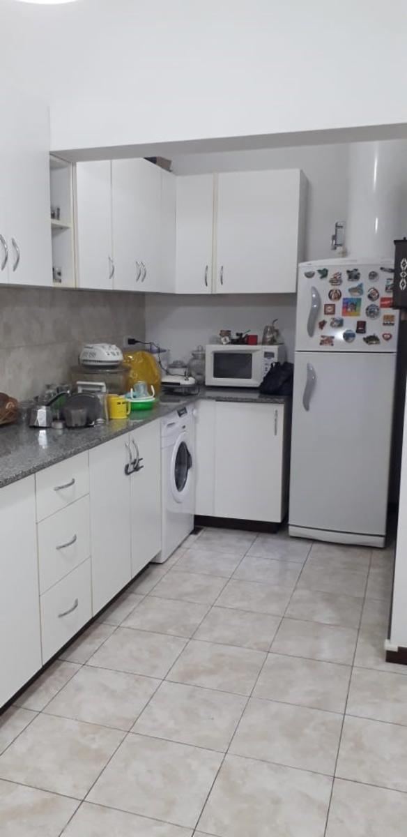 Av.Belgrano 4100 · Caballito — foto 3