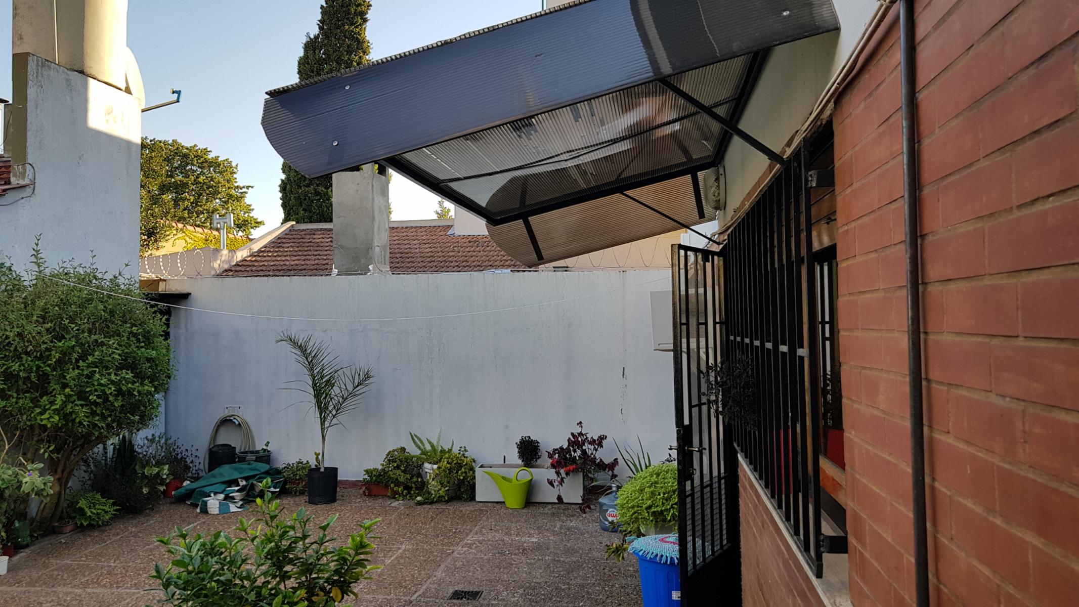 Comodoro Rivadavia al 600 · Almirante Brown — foto 14