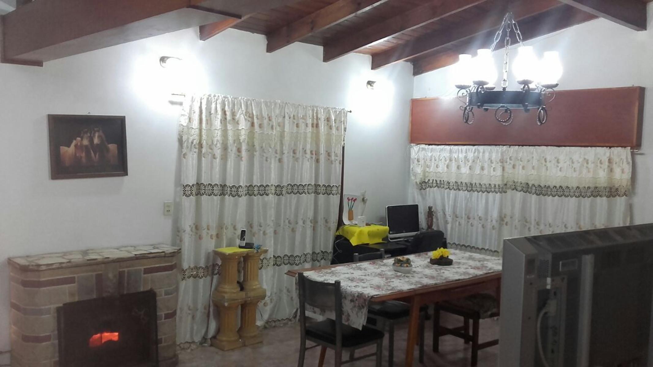 EXCELENTE CASA 5 AMBIENTES, VILLA BONICH