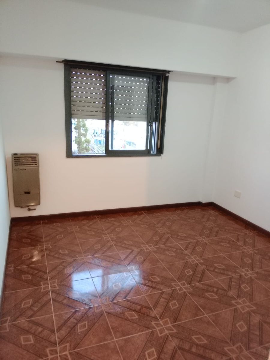 Mendoza 20 · Morón — foto 9