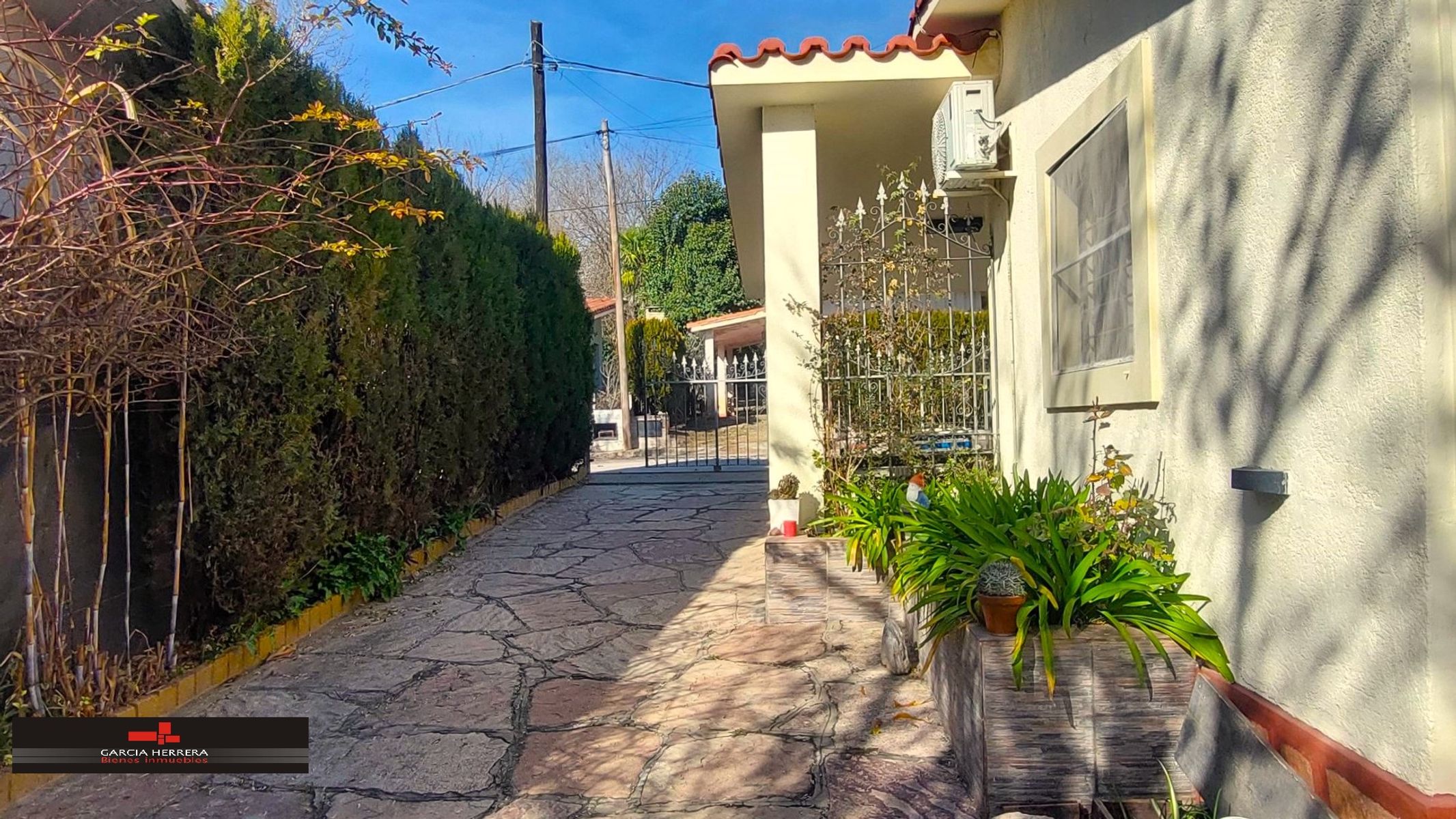 A 50 metros de Av. Brochero y a 100m de la costa del río. · Punilla — foto 12