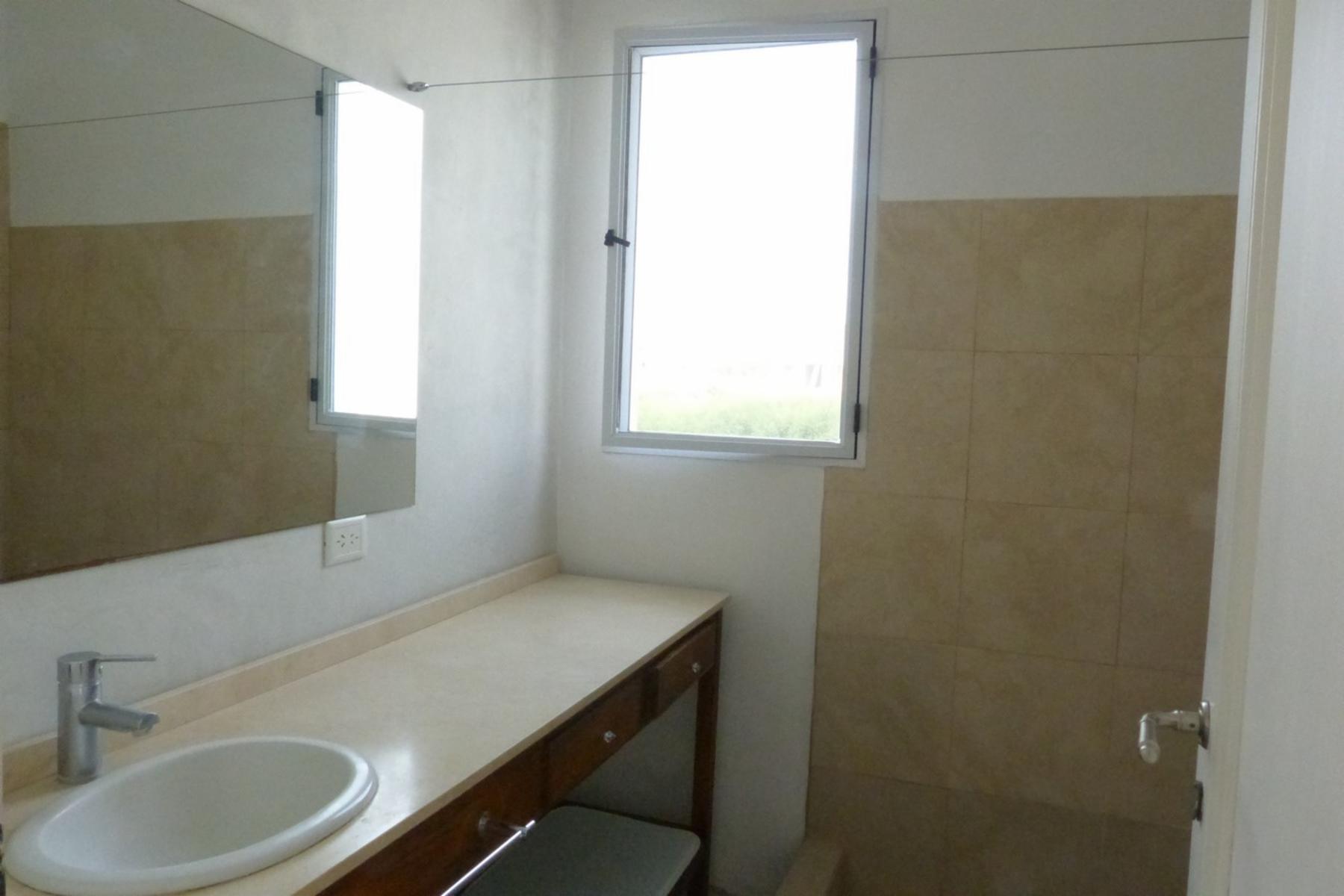 Lote al 400 · Escobar — foto 21