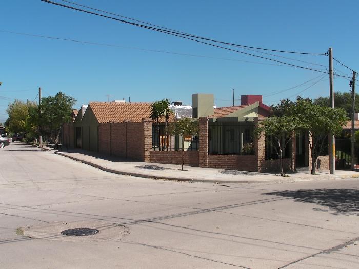 Casa 4   manzana 226 · La Capital — foto 17