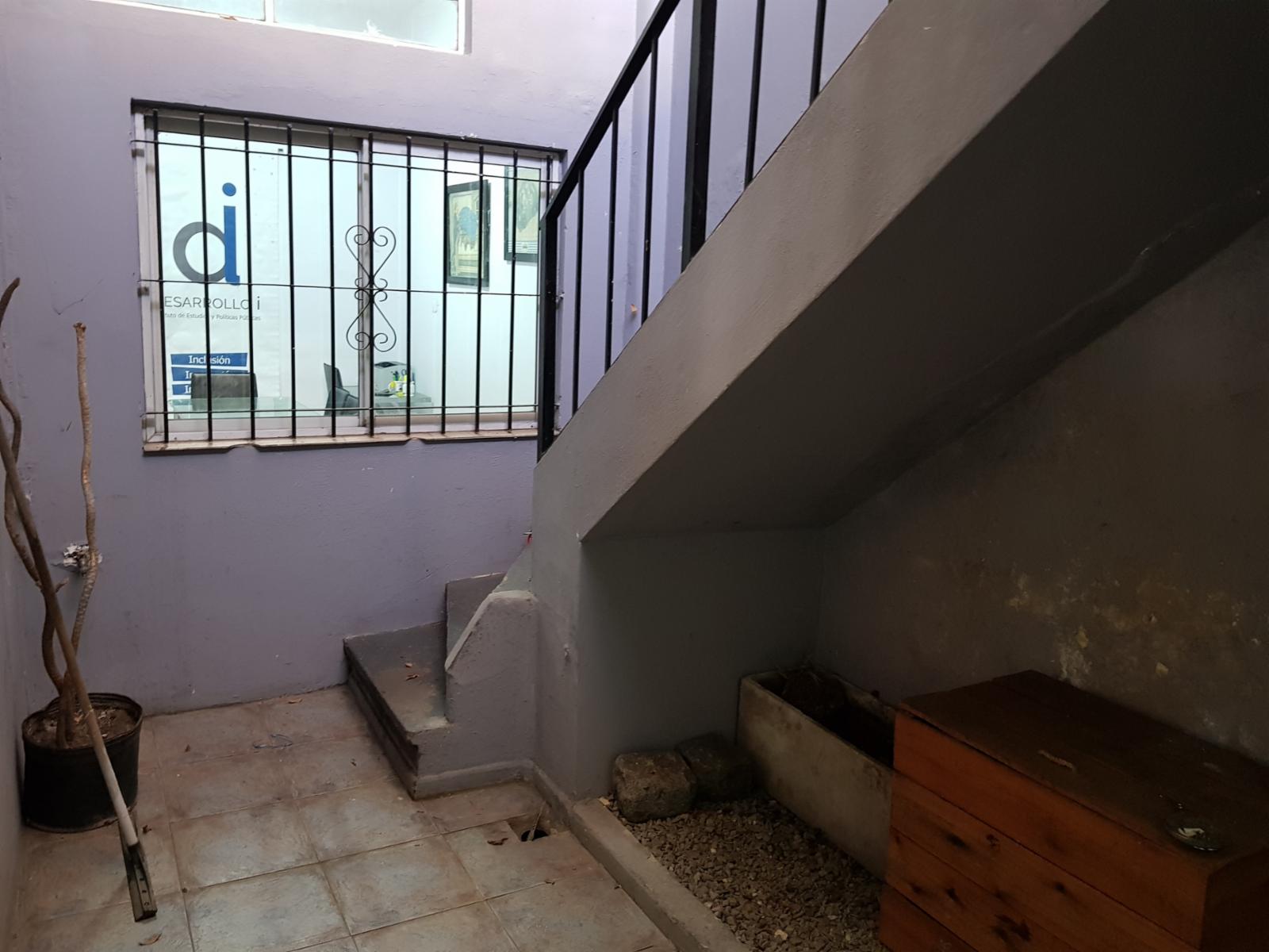 HIPOLITO YRIGOYEN 4800 · Lanús — foto 5