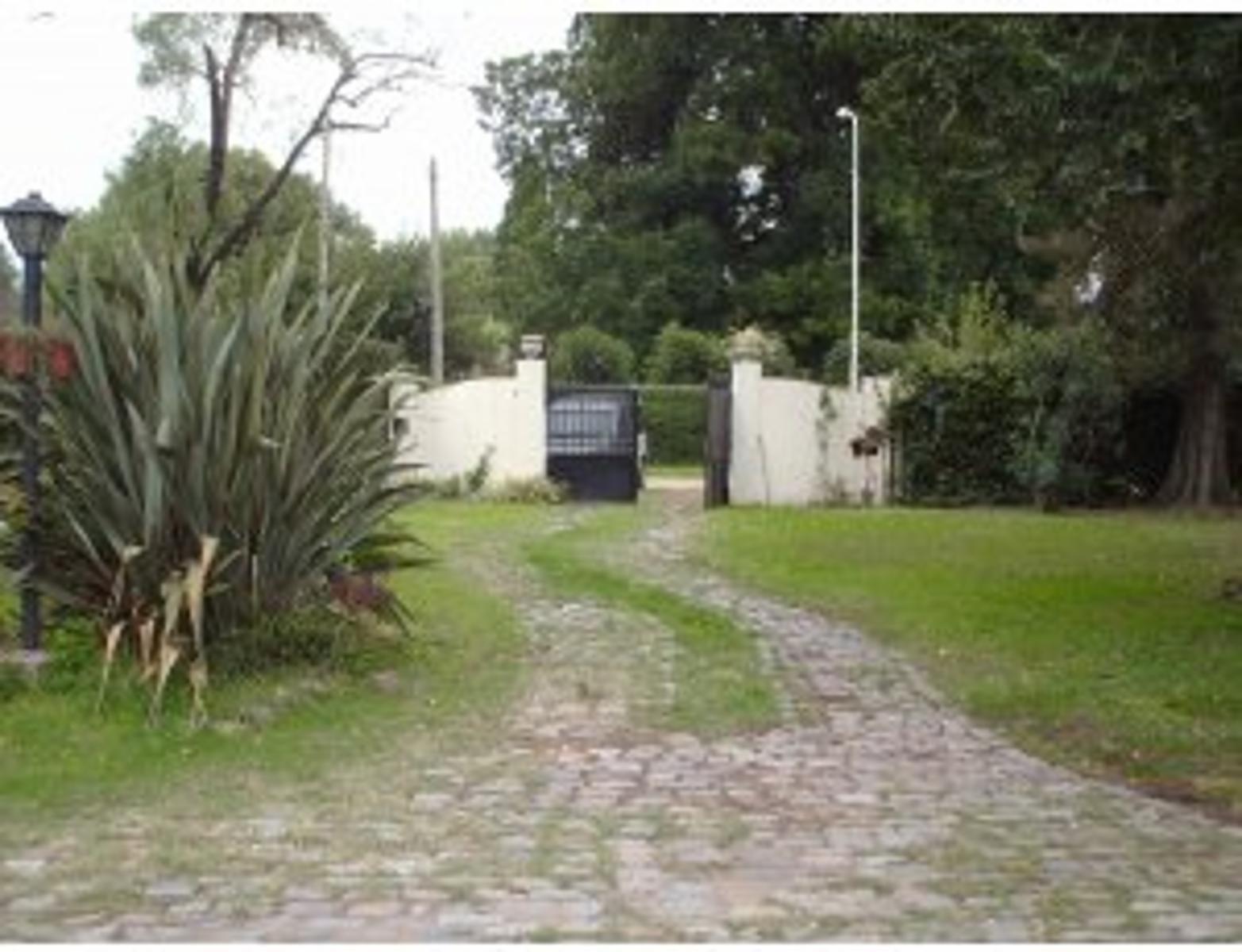 Lavarden 1989 · José C. Paz — foto 14