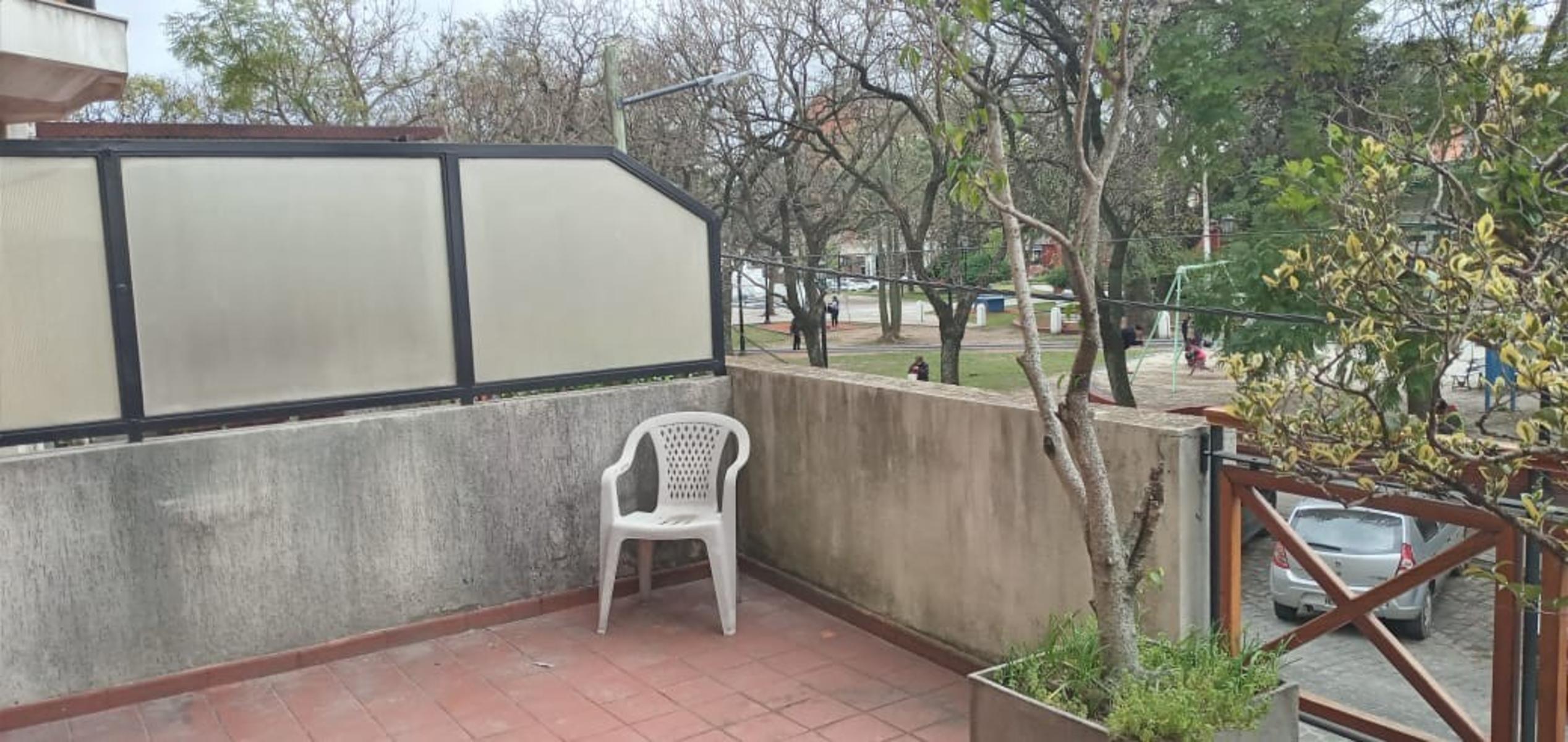 Roca 586 · Almirante Brown — foto 3