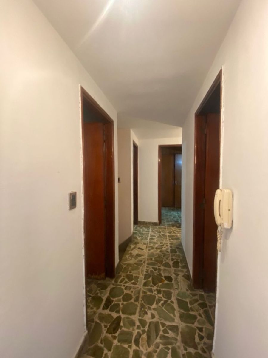 L.N Alem 1086 · Morón — foto 12