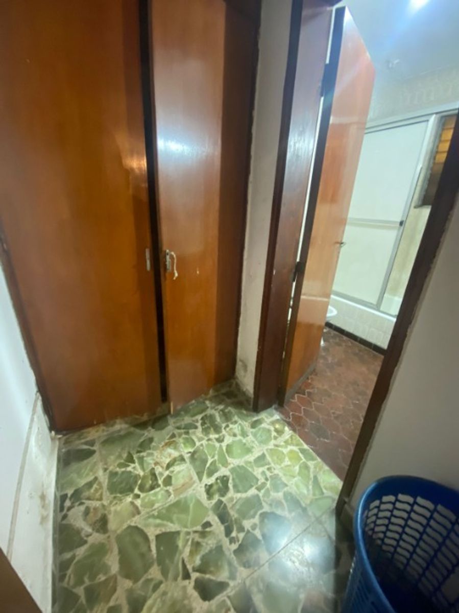 L.N Alem 1086 · Morón — foto 13