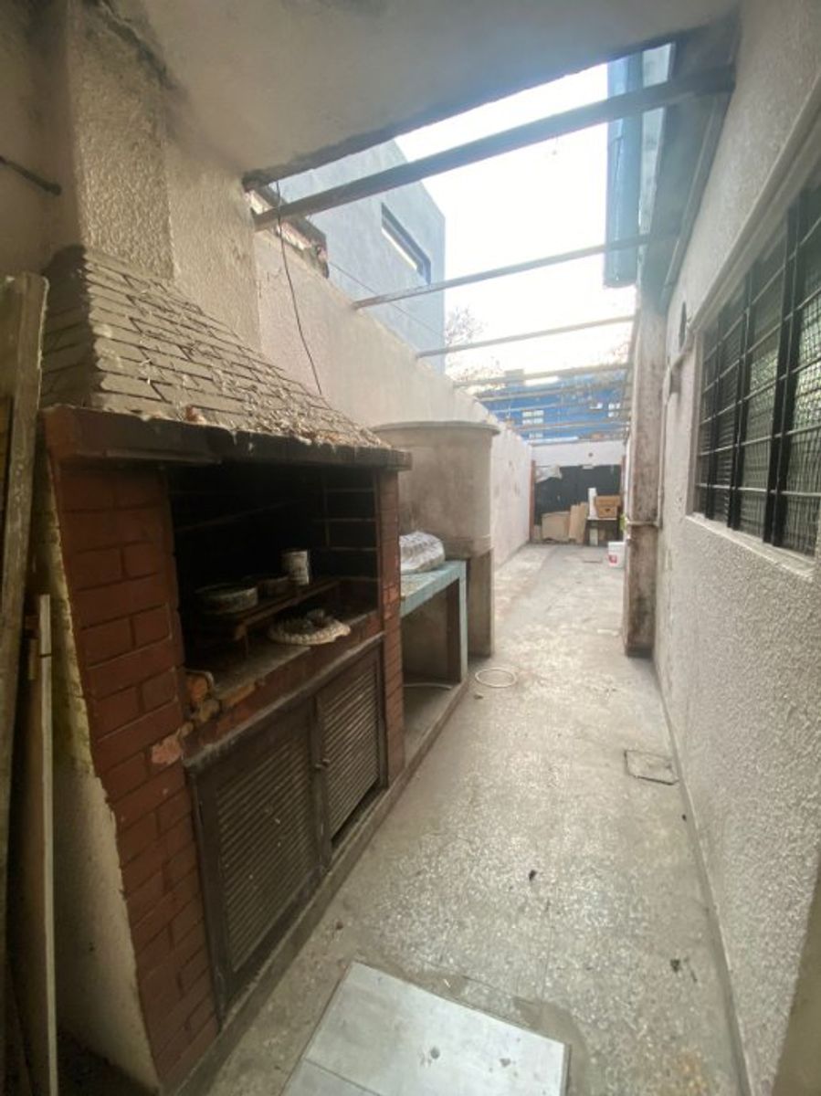 L.N Alem 1086 · Morón — foto 21