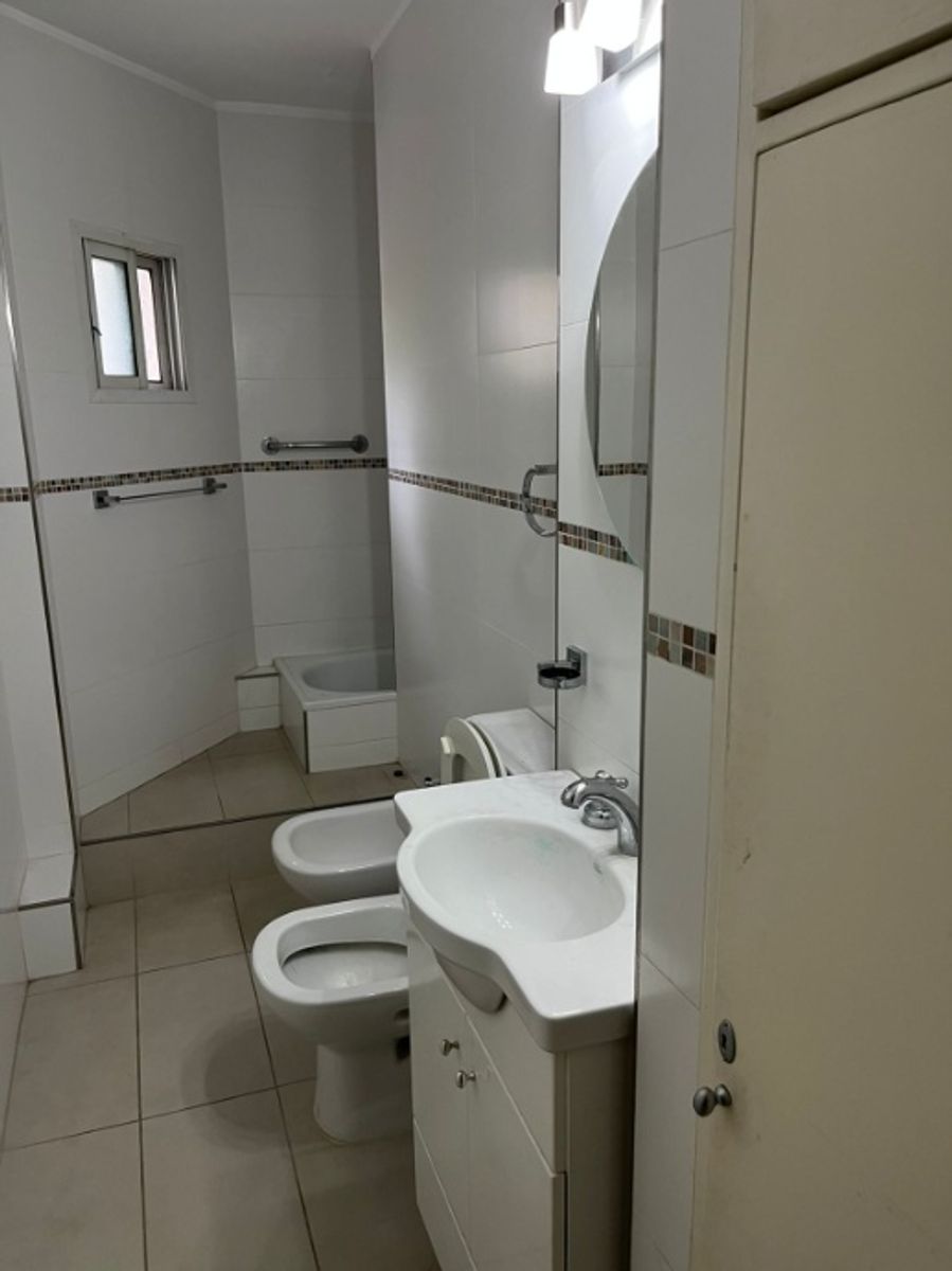 J.Bustamante 2200 · Hurlingham — foto 16