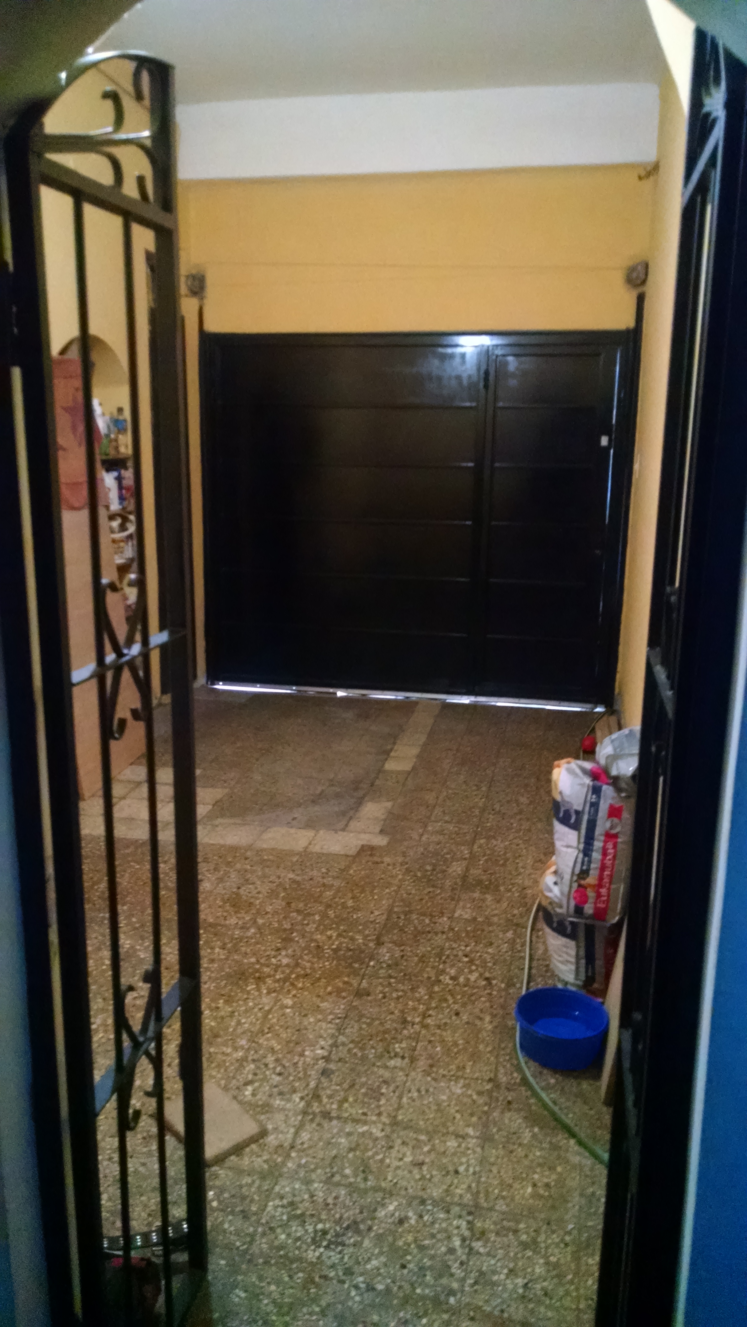 White 800 · Mataderos — foto 6