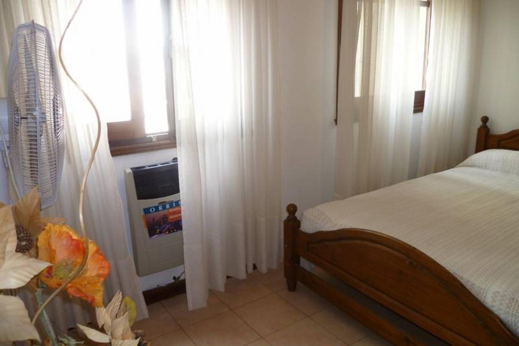 Departamento en Venta de Dos Ambientes Al Lateral