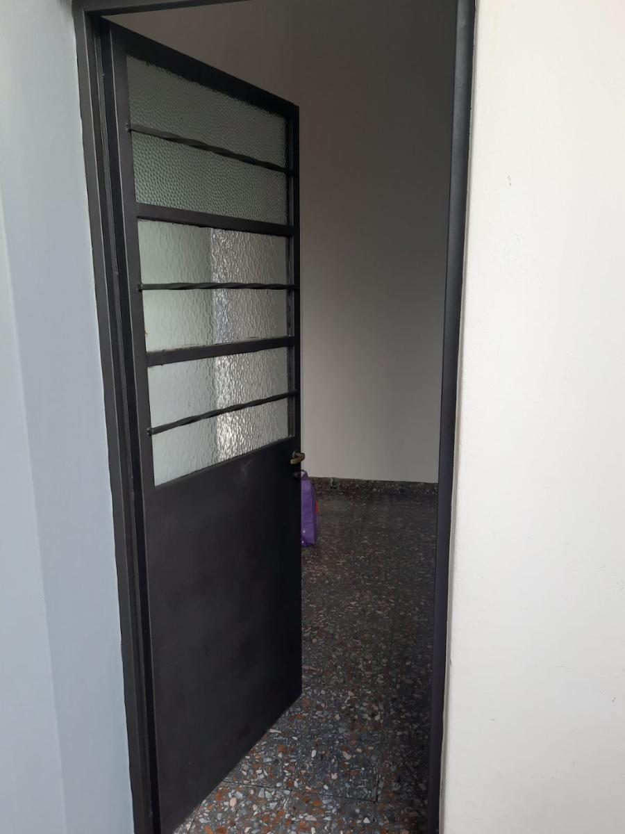 Beron de Astrada 5708 · La Matanza — foto 34