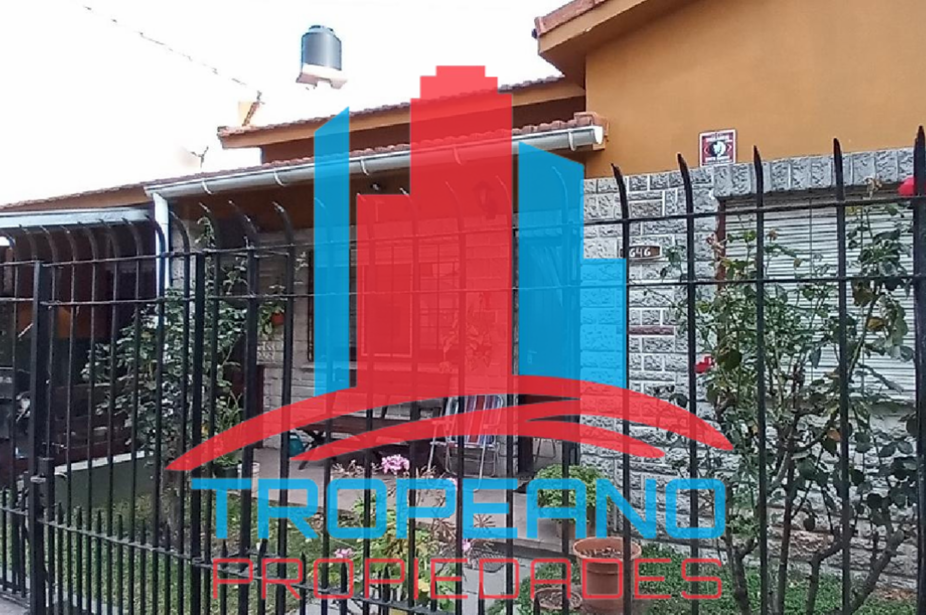En Venta Excelente Chalet de 3 ambientes en Santa Teresita